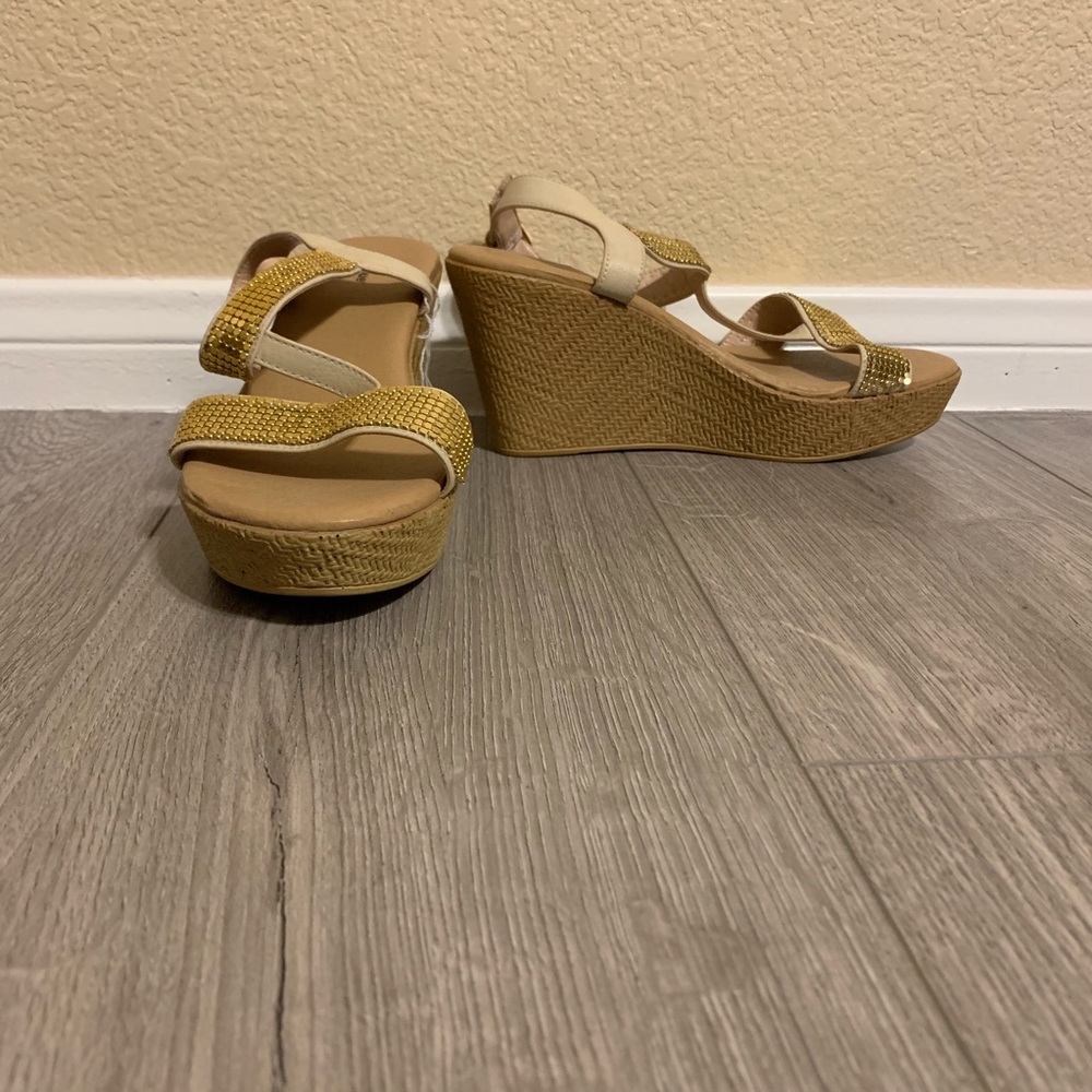 Wedge sandals.
